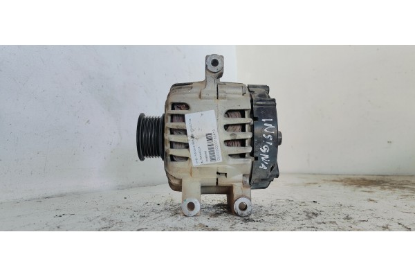 Recambio de alternador para opel insignia berlina selective referencia OEM IAM 13586366  