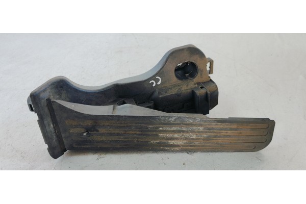 Recambio de potenciometro pedal para volkswagen passat cc (357) básico referencia OEM IAM 1K1721503AT  