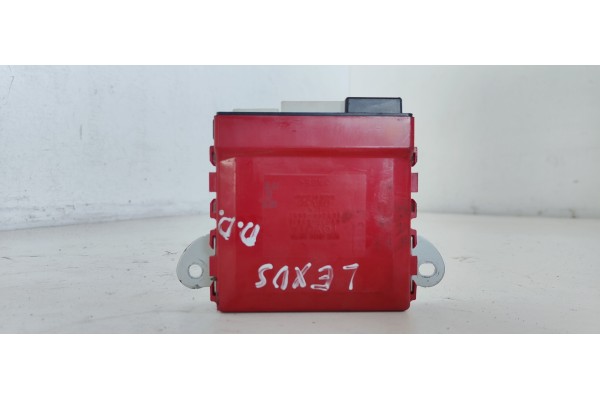 Recambio de modulo electronico para lexus is200 (ds2/is2) 220d referencia OEM IAM 8943053010  