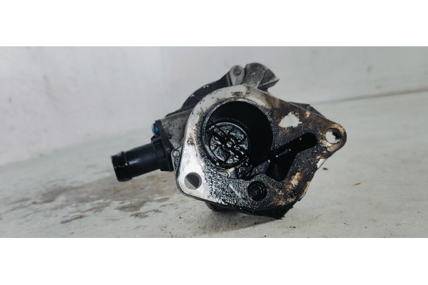 Recambio de depresor freno / bomba vacio para renault megane iii berlina 5 p business referencia OEM IAM 8201005306B  