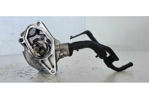 Recambio de depresor freno / bomba vacio para hyundai i30 (gd) style referencia OEM IAM 288102A600  