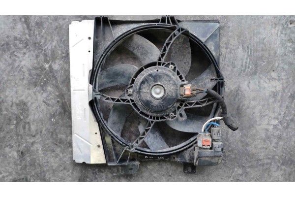 Recambio de electroventilador para peugeot 207 1.4 hdi referencia OEM IAM 9682902080 FS1576 