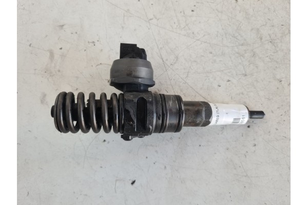 Recambio de inyector para volkswagen touareg (7la) 5.0 v10 tdi dpf referencia OEM IAM 07Z130073S 0434720305 