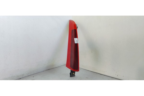 Recambio de piloto trasero izquierdo interior para volvo xc90 d5 referencia OEM IAM   