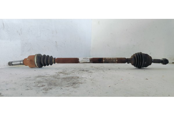 Recambio de transmision delantera derecha para citroen c3 1.1 i 60 referencia OEM IAM 9640127680  