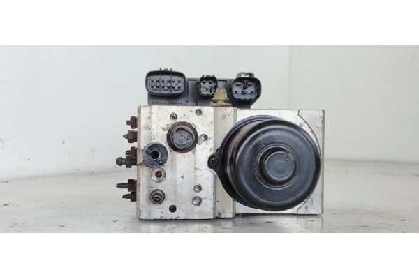 Recambio de abs para lexus rx300 (mcu15) luxury referencia OEM IAM 133900103  