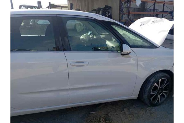 Recambio de puerta delantera derecha para citroen c4 picasso 1.6 hdi 120 fap referencia OEM IAM   