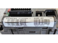 Recambio de caja reles / fusibles para citroen berlingo 1.9 d sx familiar referencia OEM IAM 965061858000  