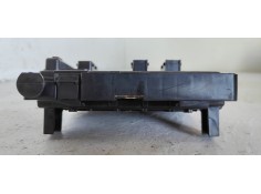 Recambio de caja reles / fusibles para citroen berlingo 1.9 d sx familiar referencia OEM IAM 965061858000  