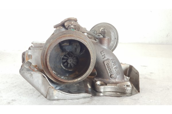 Recambio de turbocompresor para peugeot 208 1.2 i turbo 110 referencia OEM IAM 9812723880  