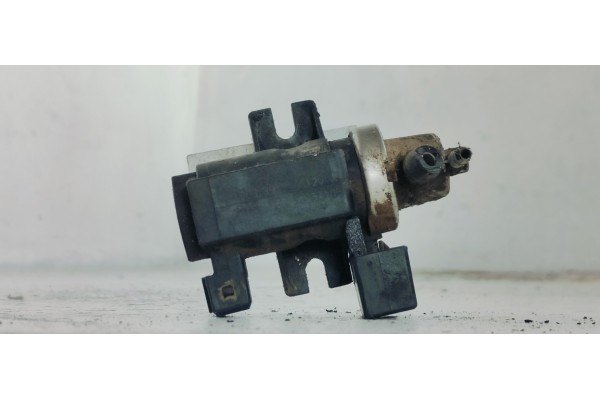 Recambio de valvula aire adicional para opel astra h berlina enjoy referencia OEM IAM 72190339  