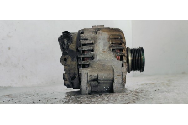 Recambio de alternador para citroen c4 cactus 1.2 i 82 referencia OEM IAM 9818677980  