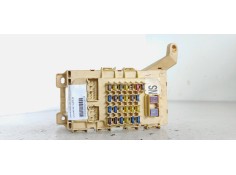 CAJA RELES / FUSIBLES 