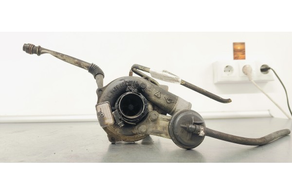 Recambio de turbocompresor para renault megane ii berlina 5p confort dynamique referencia OEM IAM 54359700002  