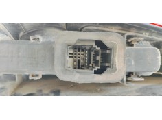 Recambio de piloto trasero derecho para renault espace iv (jk0) 2.0dci 130 referencia OEM IAM 8200027152  