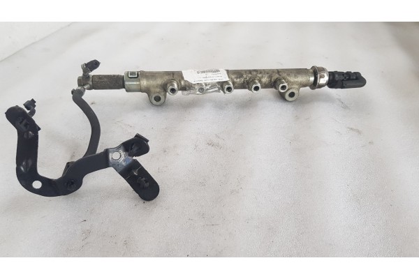 Recambio de rampa inyectora para opel astra j lim. selective referencia OEM IAM 55570022  