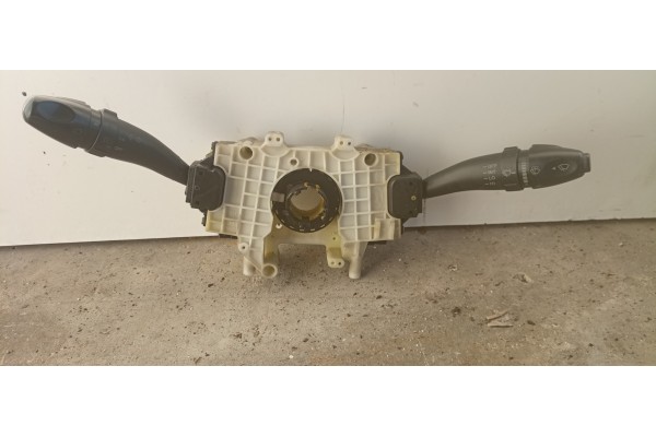 Recambio de mando multifuncion para hyundai sonata (y4) 2.7 v6 gls referencia OEM IAM 9340038511  