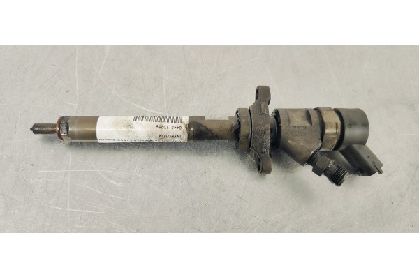 Recambio de inyector para citroen c4 grand picasso exclusive plus referencia OEM IAM 0445110259  