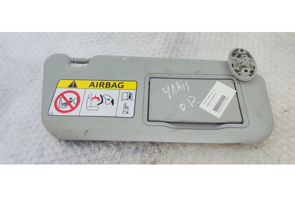 Recambio de parasol derecho para toyota yaris 1.5 i 112 referencia OEM IAM   