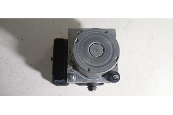 Recambio de abs para jaguar f-pace 2.0 diesel cat referencia OEM IAM HK8314F447CF S5290A1 