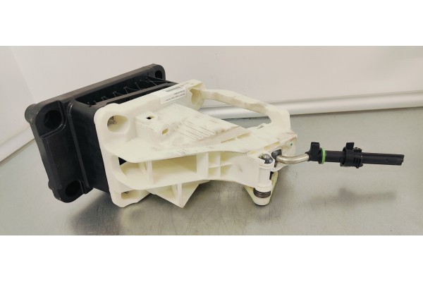 Recambio de palanca cambio para peugeot 3008 1.5hdi 130 fap referencia OEM IAM 9828041980  