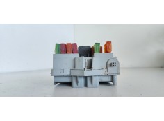 Recambio de caja reles / fusibles para alfa romeo 147 (190) 1.6 16v cat referencia OEM IAM 46558759  