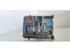 Recambio de caja reles / fusibles para citroen c4 cactus 1.2 i 82 referencia OEM IAM 9807531680  