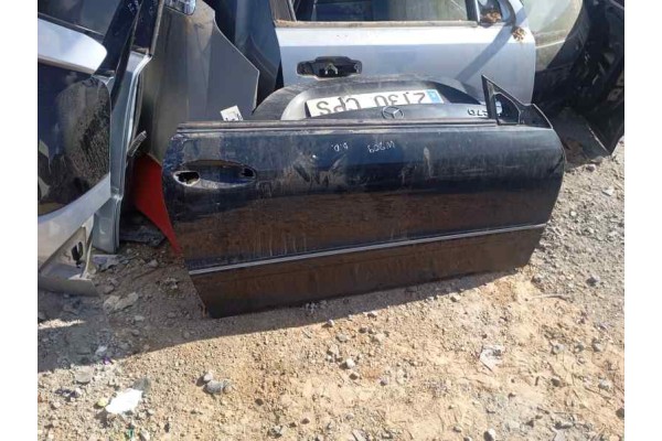 Recambio de puerta delantera derecha para mercedes-benz clase clk (w209) coupe 2.7cdi 170 [270] referencia OEM IAM   