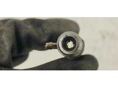 Recambio de inyector para kia carnival 2.9 crdi cat referencia OEM IAM 338004X400  