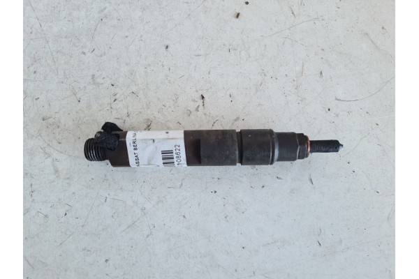Recambio de inyector para volkswagen passat berlina (3a2) 1.9 tdi referencia OEM IAM 2FHKBEL58P144  