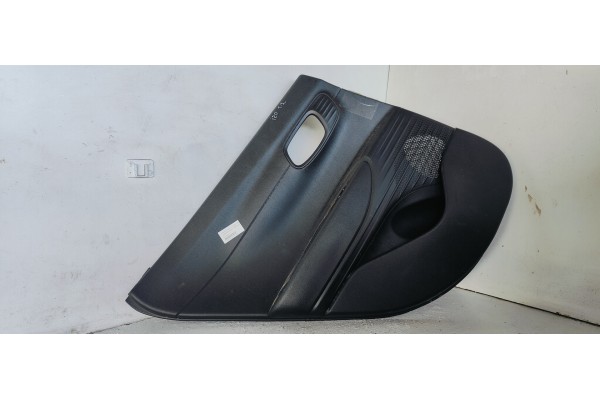 Recambio de guarnecido puerta trasera izquierda para hyundai i20 (bc3) 1.0i turbo 100 fap referencia OEM IAM 83310Q0010  