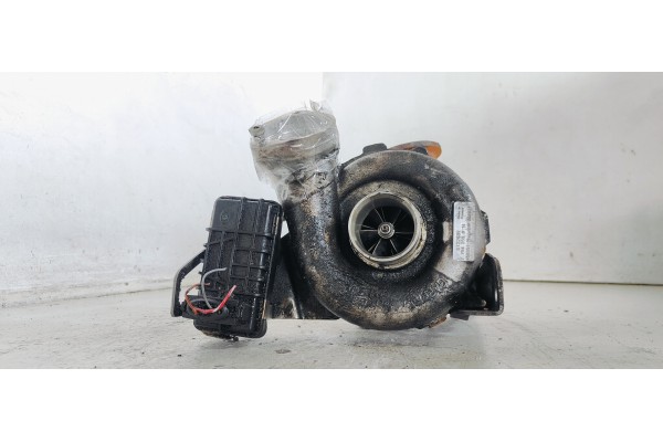 Recambio de turbocompresor para bmw serie 5 berlina (e60) 530xd referencia OEM IAM 7794259  