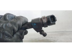 Recambio de inyector para opel insignia berlina excellence referencia OEM IAM 0445110327  