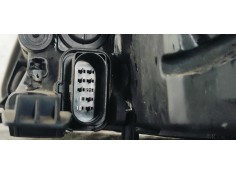 Recambio de faro derecho para ford focus berlina (cap) 1.6tdci 90 referencia OEM IAM   