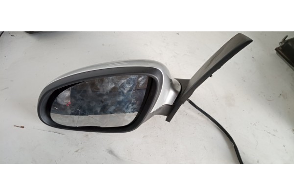 Recambio de retrovisor izquierdo para opel astra j lim. 1.7 16v cdti referencia OEM IAM 583507  