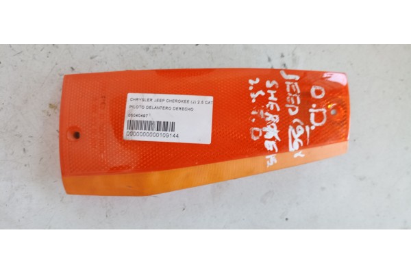 Recambio de piloto delantero derecho para chrysler jeep cherokee (j) 2.5 cat referencia OEM IAM 05040497  