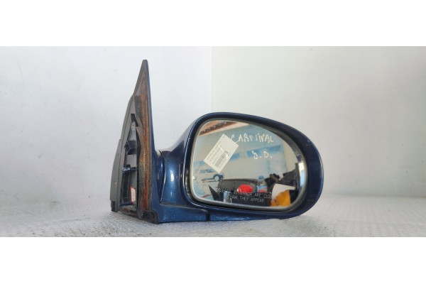 Recambio de retrovisor derecho para kia carnival ii 2.9 crdi lx referencia OEM IAM E4012170  