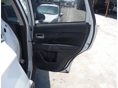 Recambio de guarnecido puerta trasera derecha para mitsubishi outlander (gf0) kaiteki 4wd referencia OEM IAM   