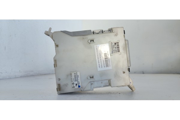 Recambio de modulo electronico para lexus is200 (ds2/is2) 220d referencia OEM IAM 8273053050  