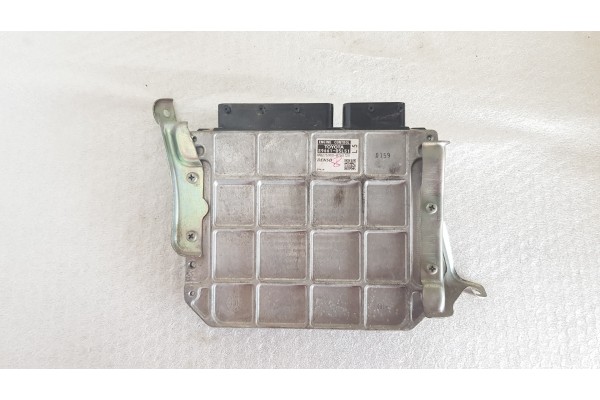 Recambio de centralita motor uce para toyota avensis (t27) 2.2d-cat 150 fap referencia OEM IAM 8966105L51  