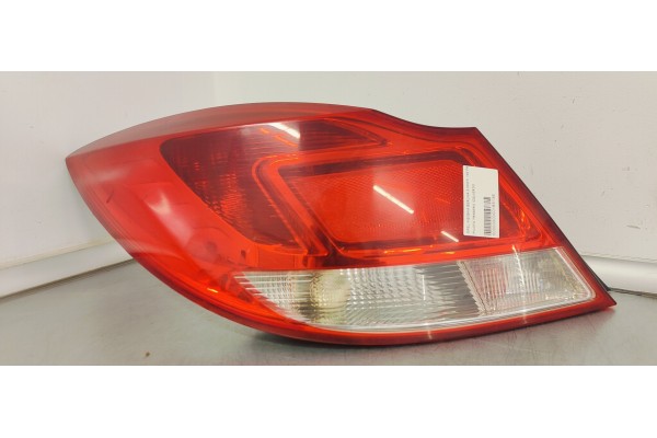 Recambio de piloto trasero izquierdo para opel insignia berlina 2.0cdti 130 fap referencia OEM IAM   