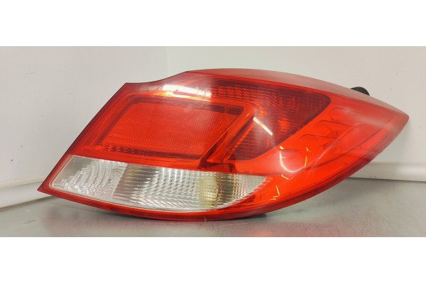 Recambio de piloto trasero derecho para opel insignia berlina 2.0cdti 130 fap referencia OEM IAM   