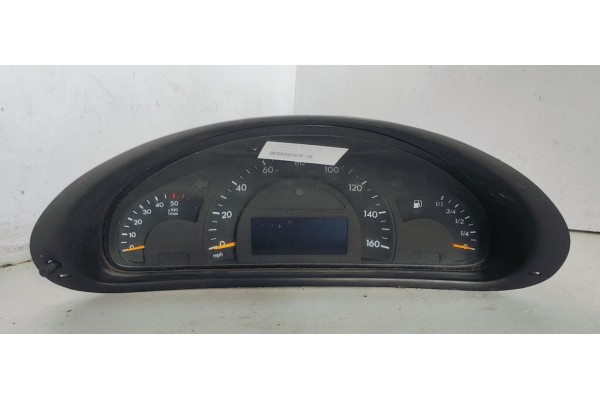 Recambio de cuadro instrumentos para mercedes-benz clase c (w203) familiar 2.2 cdi referencia OEM IAM A2035403147  
