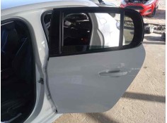 Recambio de puerta trasera izquierda para peugeot 208 (p2) 1.2i turbo 100 fap referencia OEM IAM   
