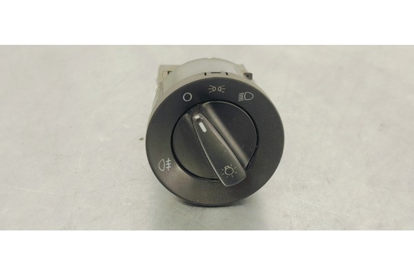 Recambio de mando luces para skoda fabia (5j2 ) 1.2 i referencia OEM IAM 3B0941531B  