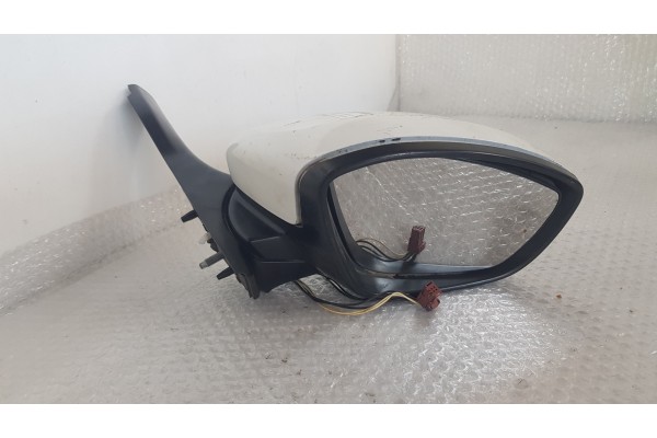 Recambio de retrovisor derecho para peugeot 208 allure referencia OEM IAM   