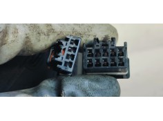 Recambio de retrovisor derecho para peugeot 208 (p2) 1.2i turbo 100 fap referencia OEM IAM   