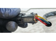 Recambio de cerradura puerta delantera izquierda para kia carnival ii 2.9 crdi lx referencia OEM IAM   