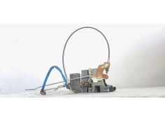 Recambio de cerradura puerta delantera derecha para kia carnival ii 2.9 crdi lx referencia OEM IAM   