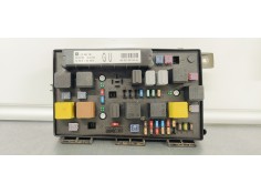 Recambio de caja reles / fusibles para opel astra h ber. edition referencia OEM IAM 13206748  